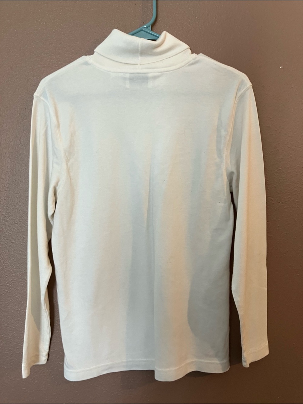 Cat-Themed White Turtleneck for Cats and Cat Lovers - Picture 4 of 4